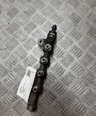 Opel Insignia A Fuel main line pipe 0445214221 604679 015