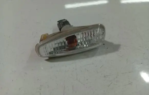 Hyundai i30 Front fender indicator light