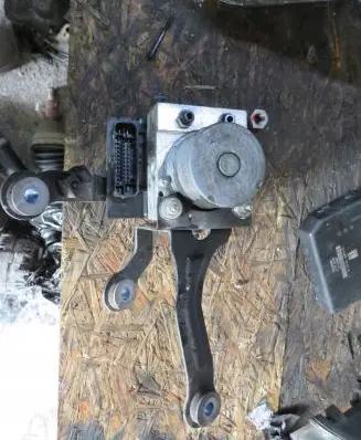 KIA Venga ABS Pump 265238056