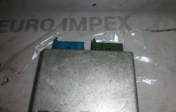 BMW 5 E34 Other control units/modules 61351379379