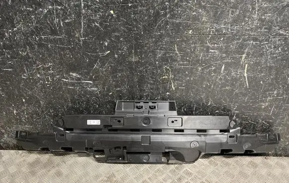 BMW 5 G60 G61 Rear bumper mounting bracket 8084702