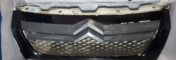 Citroen Jumper Front bumper upper radiator grill 1308069070