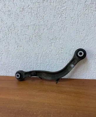 Land Rover Discovery 5 Rear control arm CPLA5501B