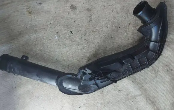 Ford Galaxy Intercooler hose/pipe 6G916K683A