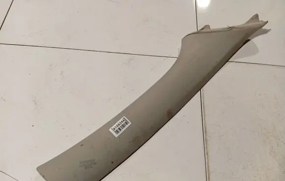 Toyota Avensis T250 (C) pillar trim 6221105020