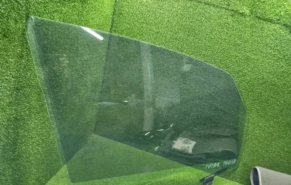 Renault Espace V (RFC) Front door window glass four-door 43R00055 E000186