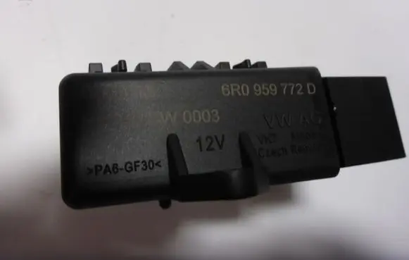 Audi A1 Seat heating relay 6R0959772D