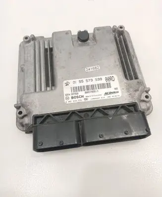Opel Insignia A Engine control unit/module 55573539 55573560 0281015774