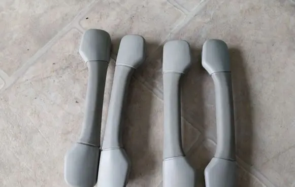 Lexus IS 220D-250-350 A set of handles for the ceiling 5746123030