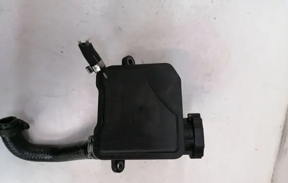 Mercedes-Benz C W204 Power steering fluid tank/reservoir A0004602283