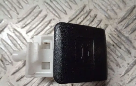Toyota Yaris Engine bonnet (hood) release handle 
