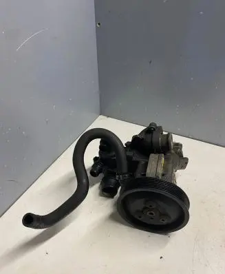 BMW 1 E81 E87 Power steering pump 6769598 7551569 061205PF
