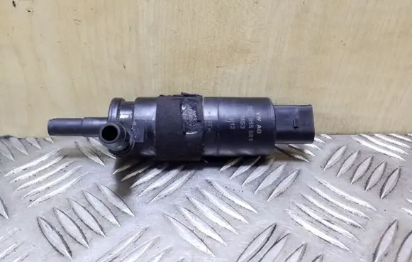 Audi A6 S6 C7 4G Headlight washer pump 3B7955681
