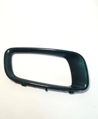 Mitsubishi Pajero Front fog light trim/grill MR388020 2P00 LFRF0GL