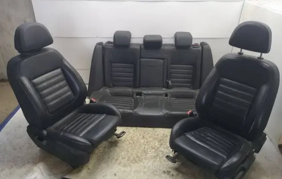 Seat set