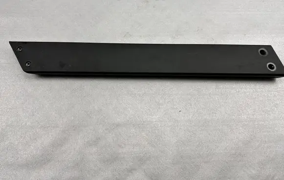 Audi A8 S8 D4 4H Front splash guards bracket 4H0805861E 4H0805861