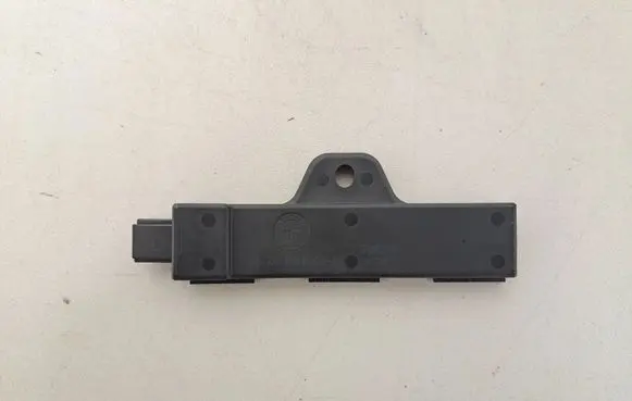 BMW X3 G01 Keyless system antenna 5A5D3C0 6832065