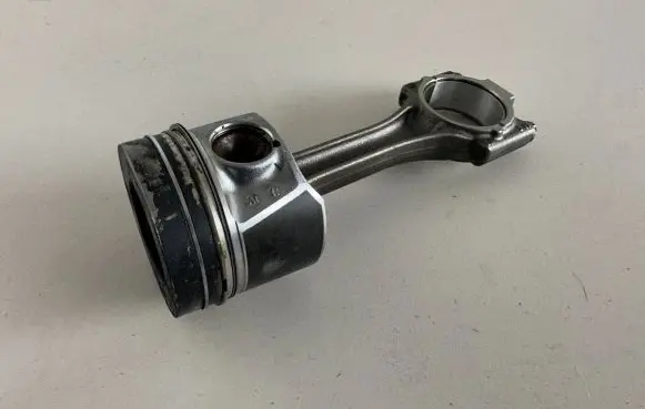 Skoda Octavia Mk3 (5E) Connecting rod/conrod 03LADE