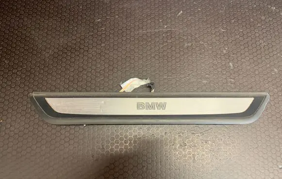 BMW 7 F01 F02 F03 F04 Front sill trim cover 22339910