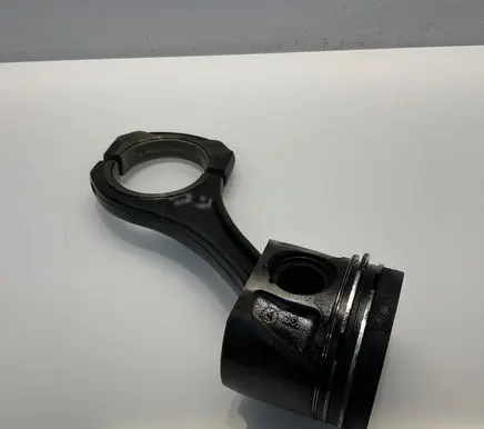 Mercedes-Benz E W212 Piston with connecting rod A6420305220 6420305220