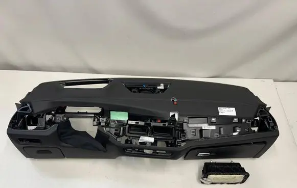 BMW X6M G06 F96 Dashboard 