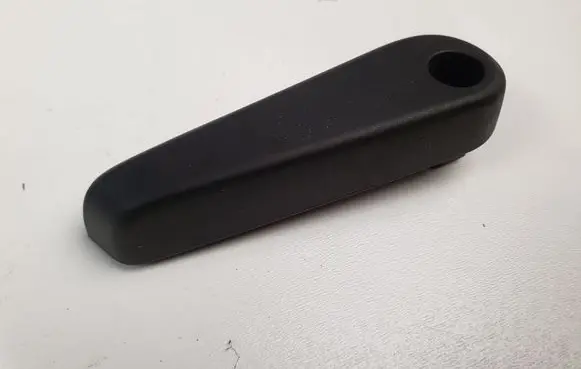 Opel Zafira B Engine bonnet (hood) release handle 13167488