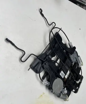 Audi A4 Allroad B9 Rear glass lock/latch Q950 3AA881880