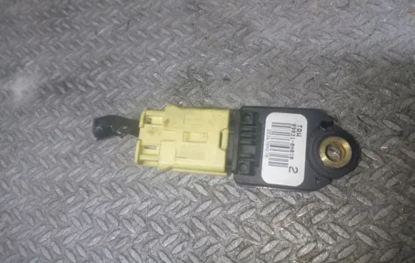 Toyota Yaris Airbag deployment crash/impact sensor 898310H010