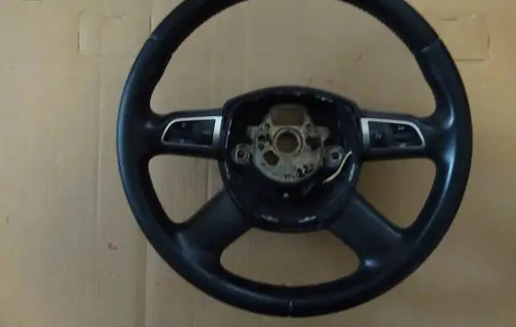 Audi A4 S4 B8 8K Steering wheel