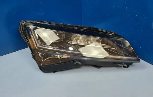 Skoda Superb B8 (3V) Headlight/headlamp 3V1941016D 3V1941016E 11502040000