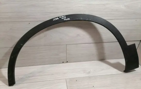 Volvo XC40 Front arch trim 31448324