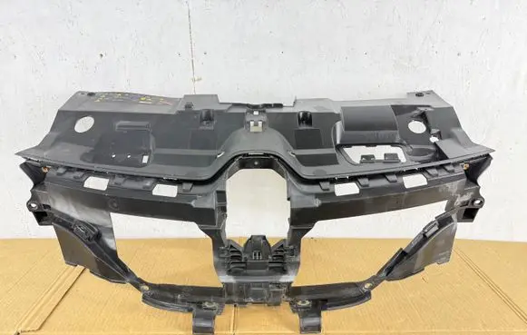 Renault Megane IV Front grill 620369511R