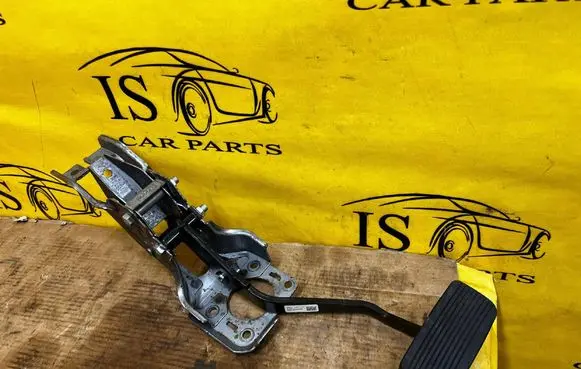 Ford Bronco Brake pedal MB3C-2L388-BNA MB3C2L388BNA