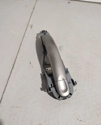Volkswagen Golf Plus Front door exterior handle 1K0837886A LA8X