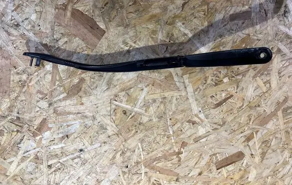 BMW 5 F10 F11 Windshield/front glass wiper blade 7182459