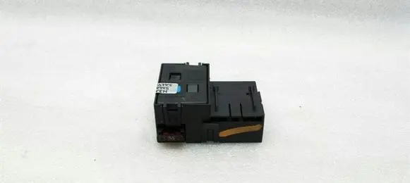 Mercedes-Benz SL R230 Fuse module A2305450101