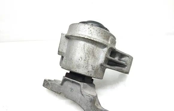 Ford Mondeo MK V Engine mount bracket DS736F012GG