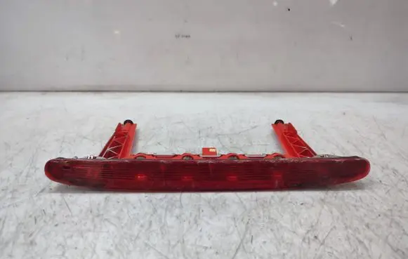Peugeot 308 SW Third/center stoplight 07041