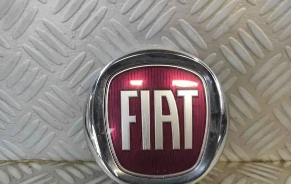 Fiat Doblo Rear door emblem/model letters 