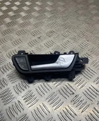 Audi A4 S4 B8 8K Front door interior handle 8K0837020