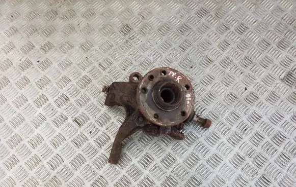 Volkswagen Transporter - Caravelle T4 Front wheel hub