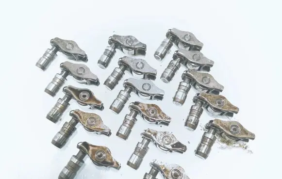 Skoda Octavia Mk2 (1Z) Valve rocker arm 