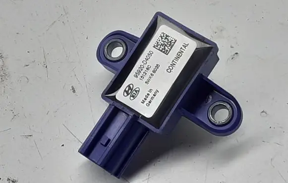 KIA Optima Airbag deployment crash/impact sensor 95920D4050