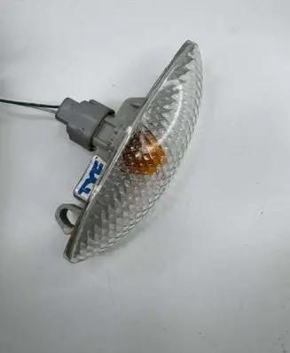 Toyota Yaris Front fender indicator light 18A408B