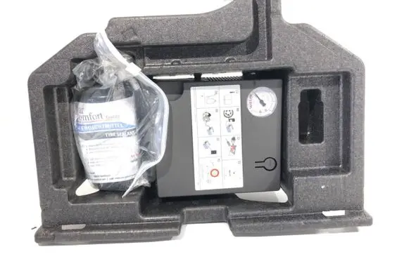 Audi A5 Tire air pump compressor 8W0012169B