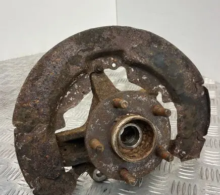 Volvo S40 Front wheel hub 0607026 107070