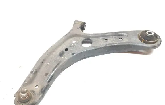 KIA Stonic Front lower control arm/wishbone