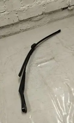 Porsche Cayenne (92A) Windshield/front glass wiper blade 7p0955409b