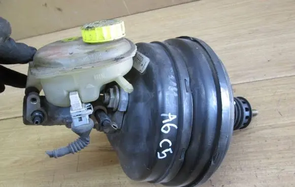 Audi A6 S6 C5 4B Brake booster 4B3612105