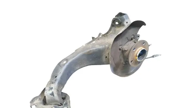 Rear wheel hub